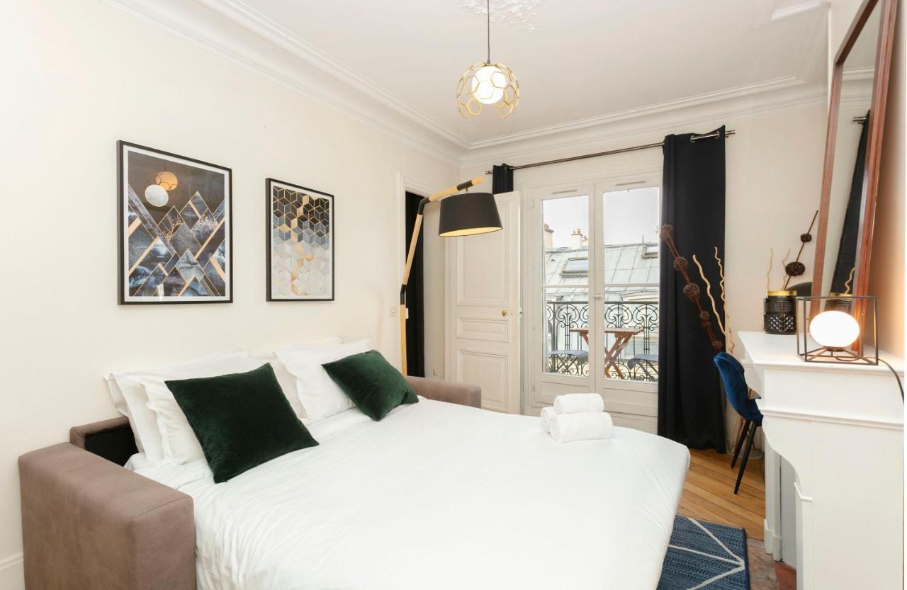 Apartment Latin Quarter With Balcony - Cityapartmentstay Paris