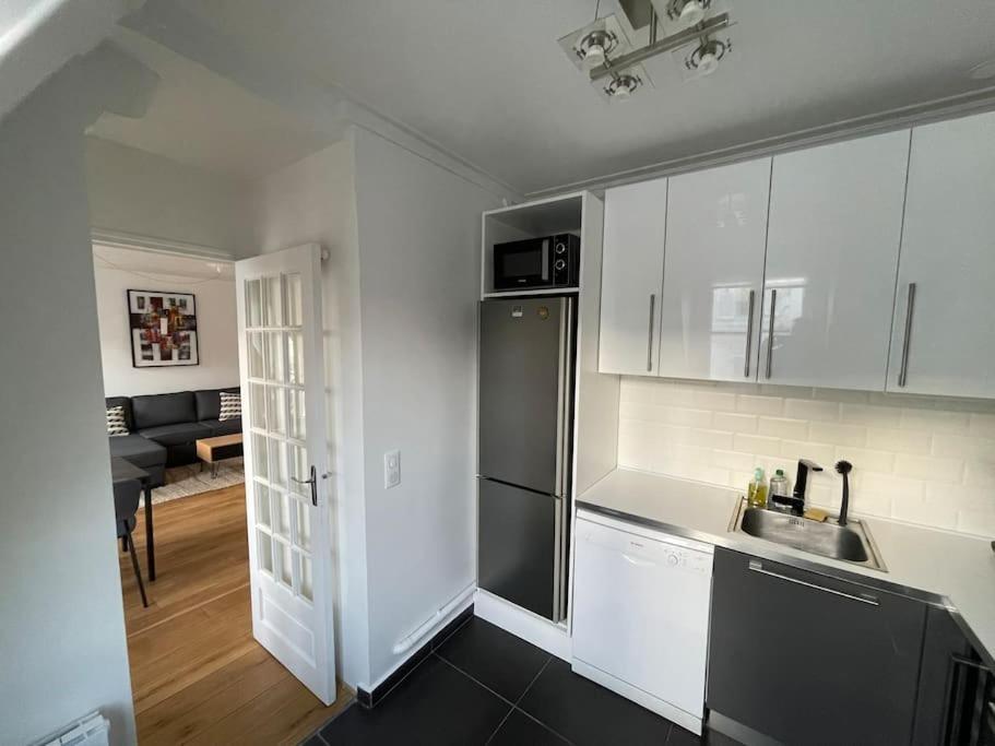 Bright Modern Apartment, 2 Bedrooms, 6 Guests Appartement