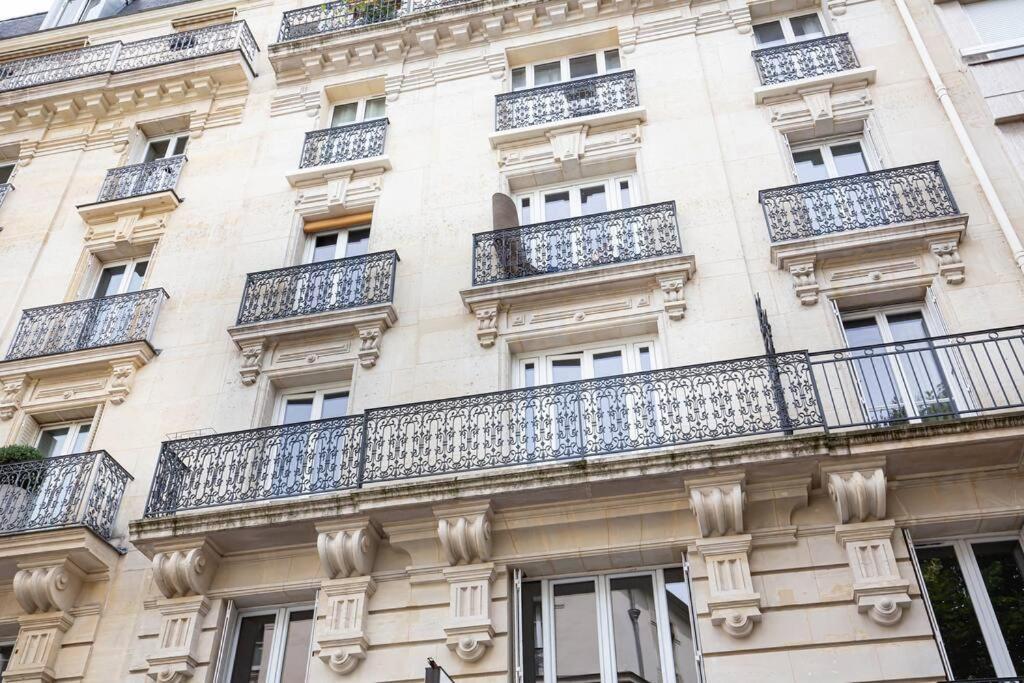 Naturellement Apartment Paris