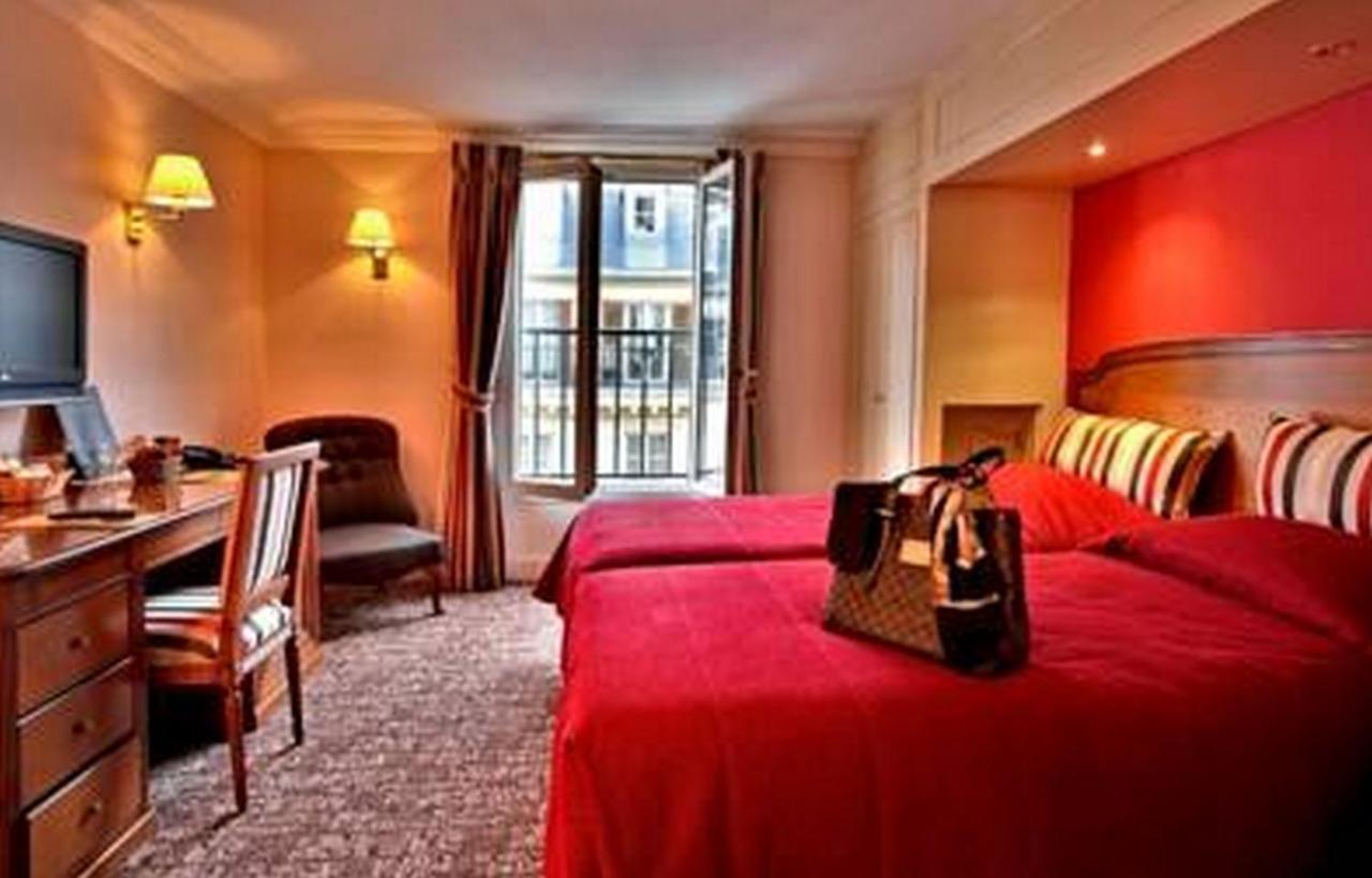 Hotel Queen Mary 4*