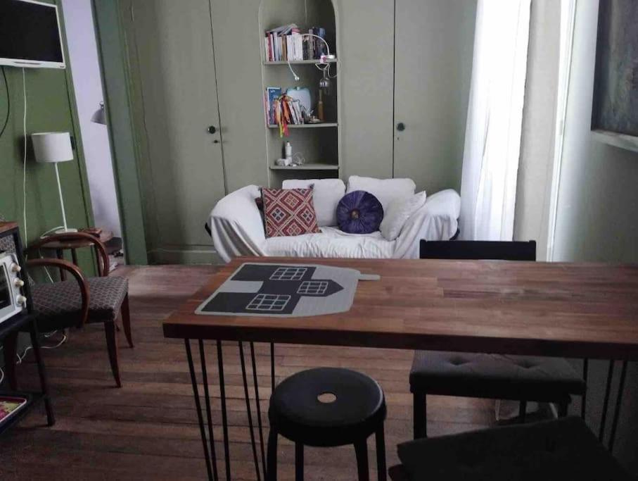Appartement Cosy Nest In Montmartre *