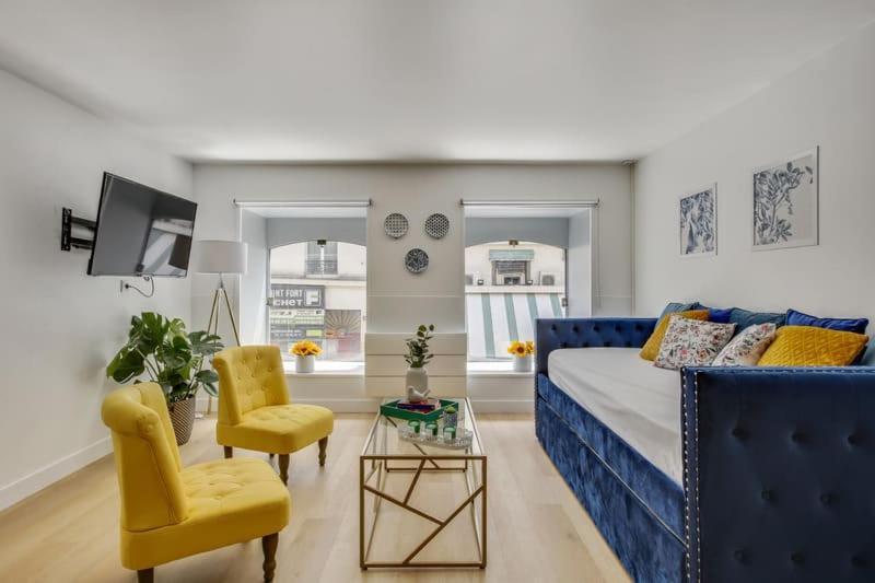 Apartment Modern French Studio Charm In The City *