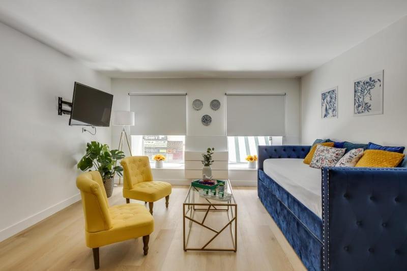Modern French Studio Charm In The City Paris