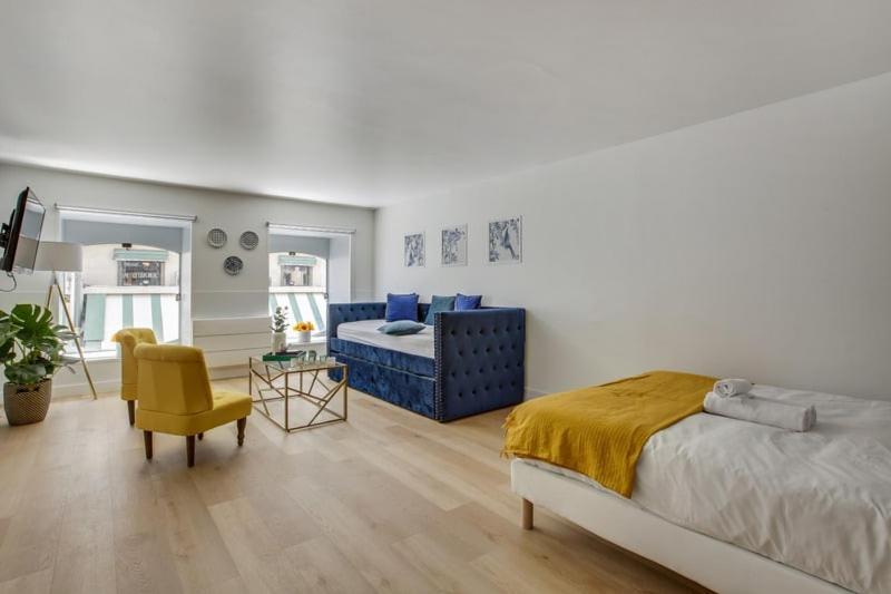 Modern French Studio Charm In The City Apartment Paris