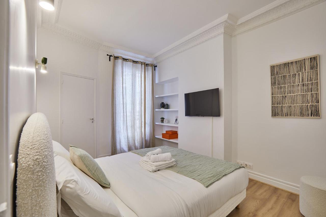 Center Of By Prestige Apartment Paris