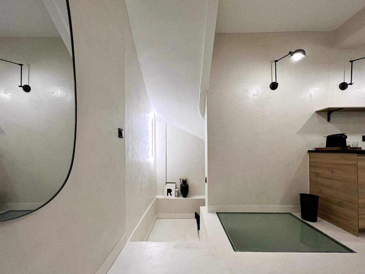 Superb Palais Royal Louvre Museum Free Netflix Apartment *