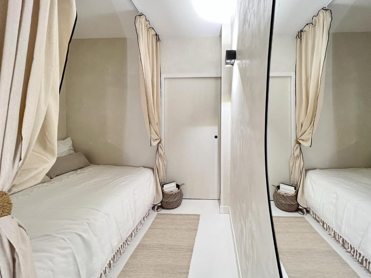 Superb Palais Royal Louvre Museum Free Netflix Apartment
