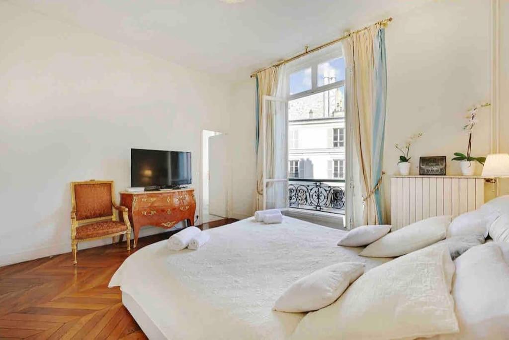 Apartment Champs Elysees : 200 M2 Avec Balcon