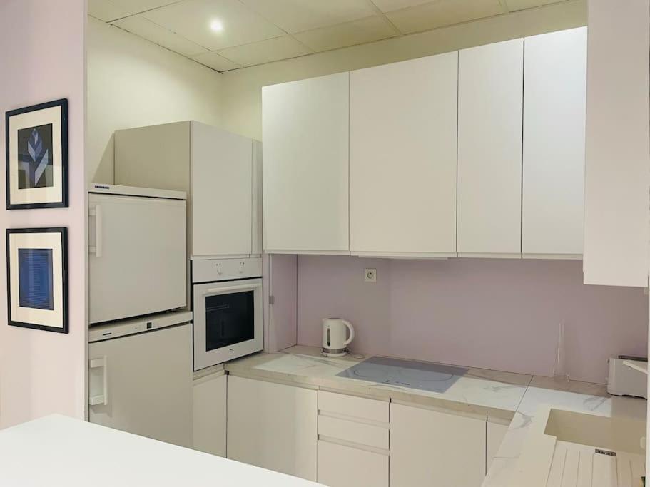 50m2 Private In Center Apartment *