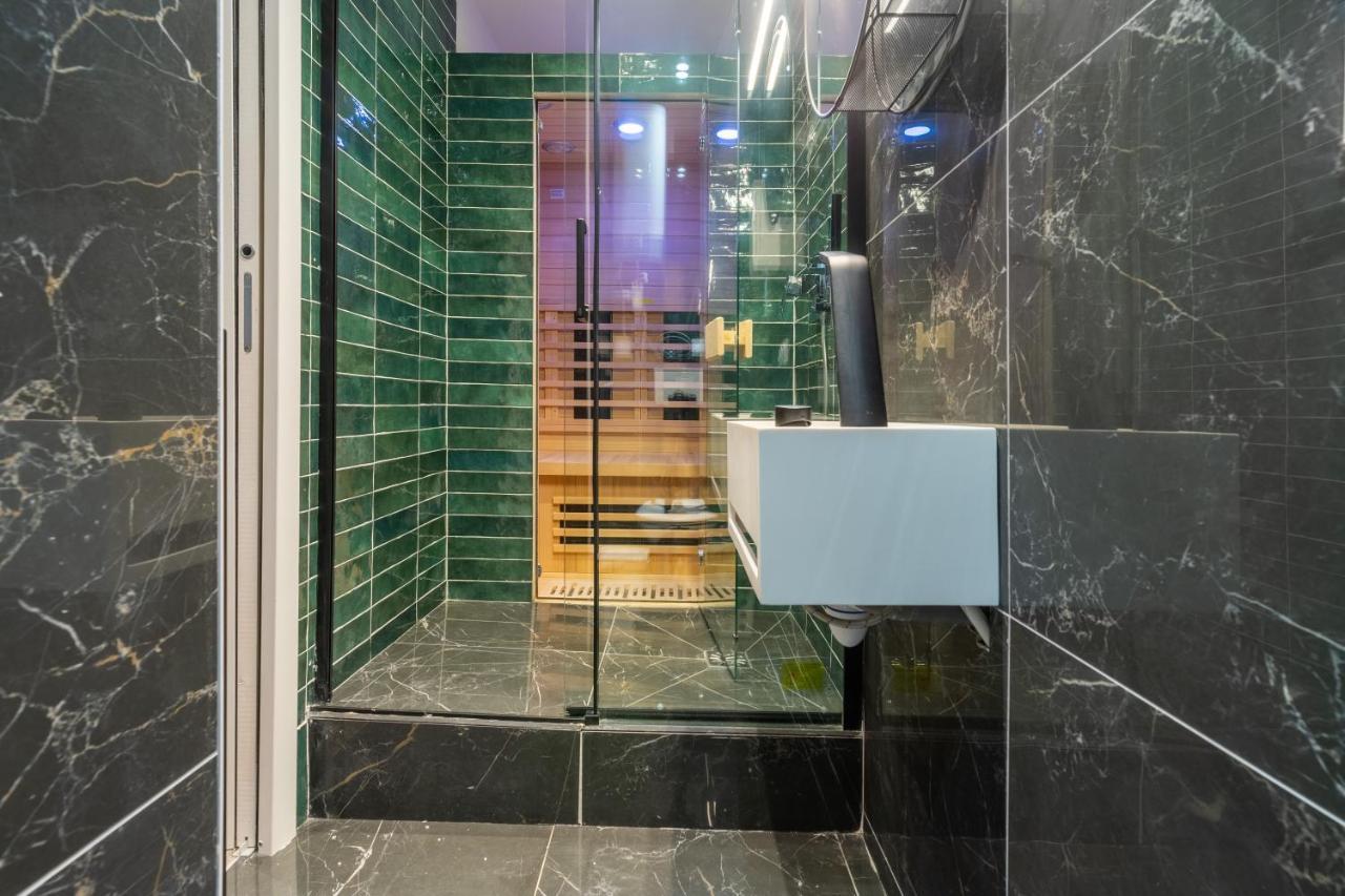Luxe Marais Getaway - Exclusive Avec Sauna Apartment