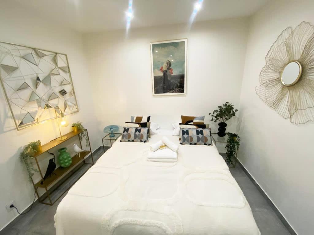 Studio Lumineux Et Bien Equipe A 15 - 2p - Flat-guest Appartement