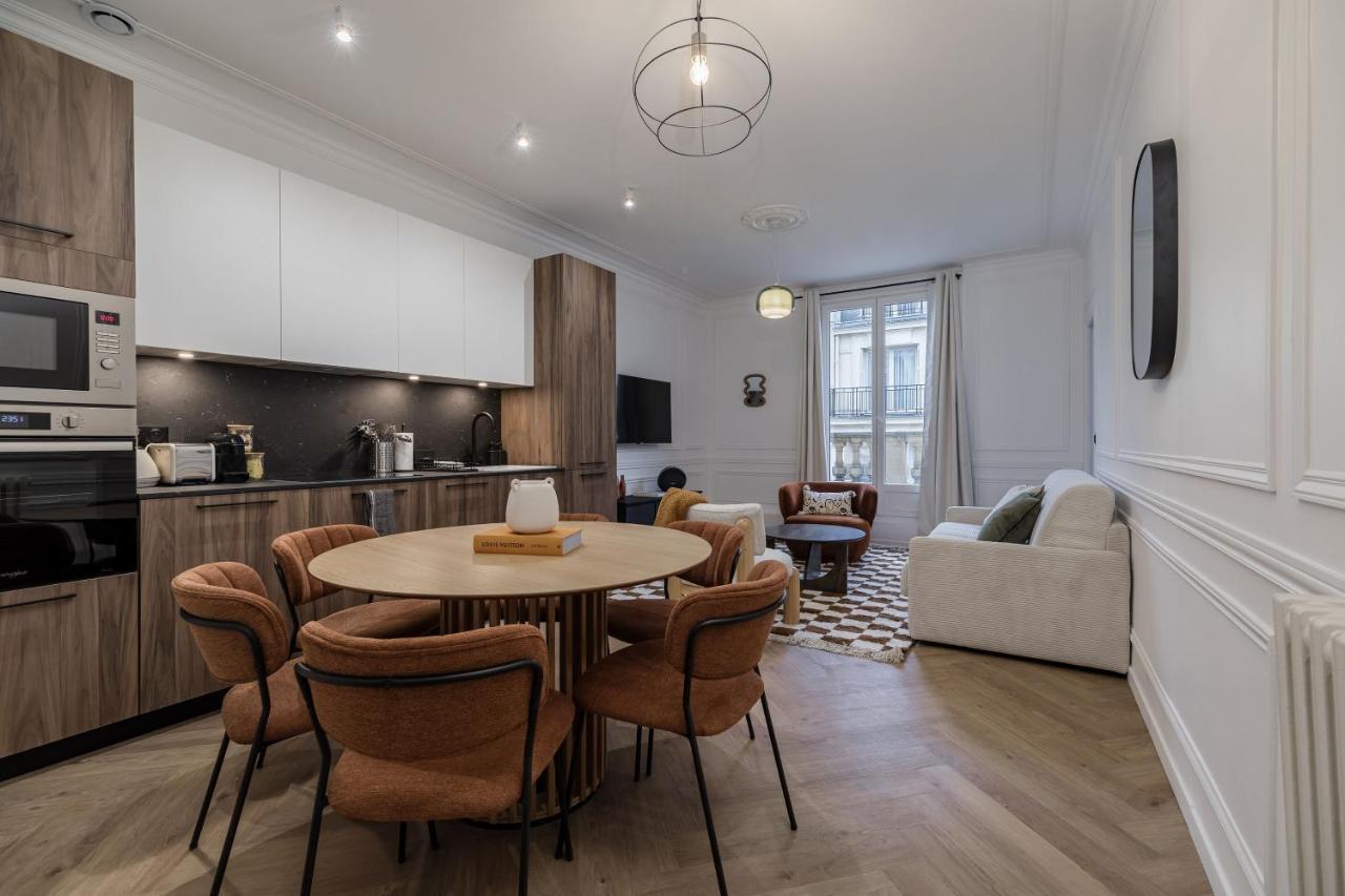 Apartment Poetic - Champs Elysees Paris