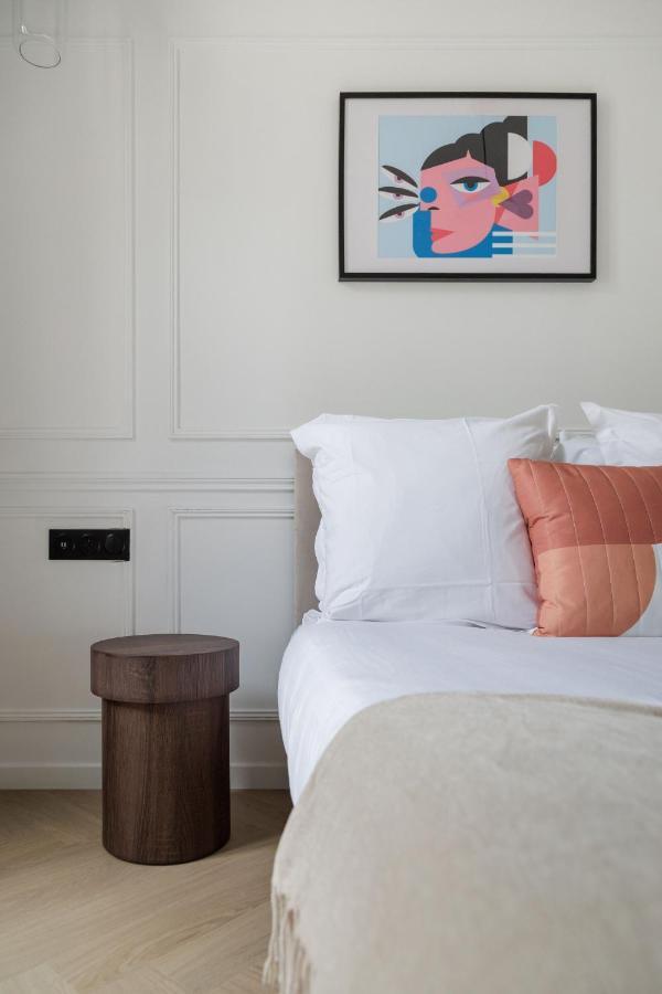 Poetic - Champs Elysees Apartment *