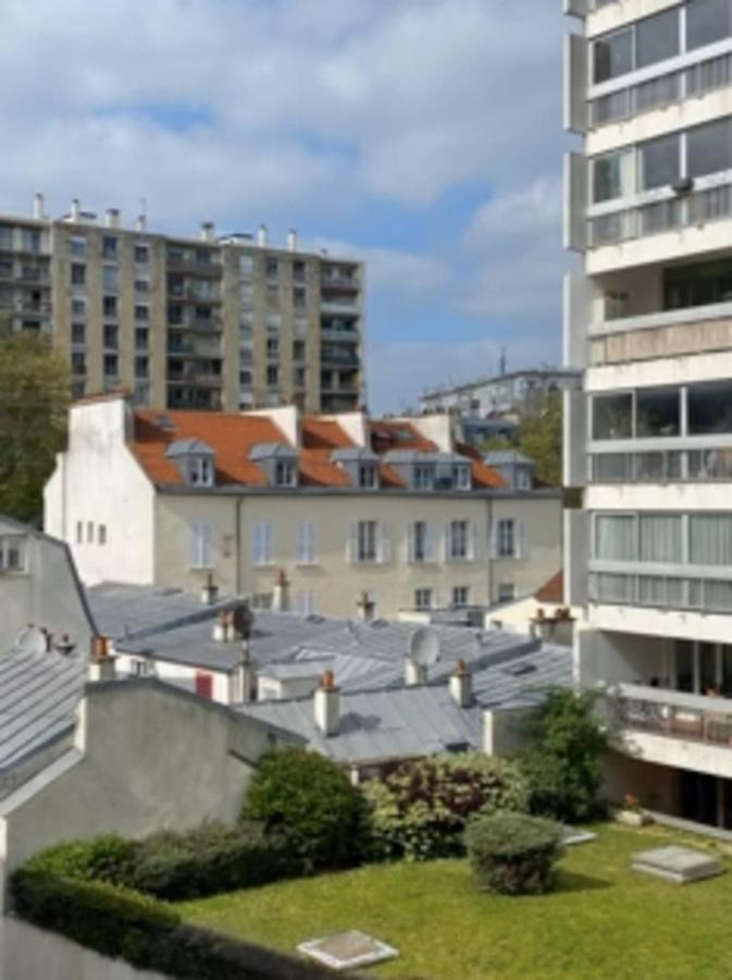Very Bright Cocoon Near Buttes-chaumont Apartment Paris
