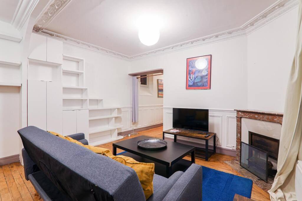 Studio Tour Eiffel Garibaldi Appartement Paris