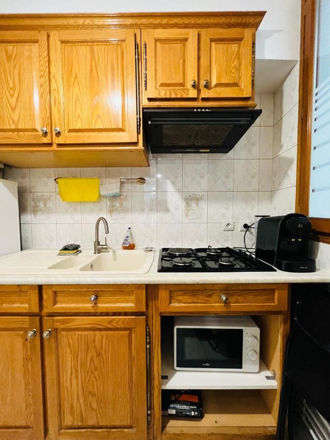 Dream Dwell Paris-two-bedroom Flat Near Pompidou Centre Apartment Paris