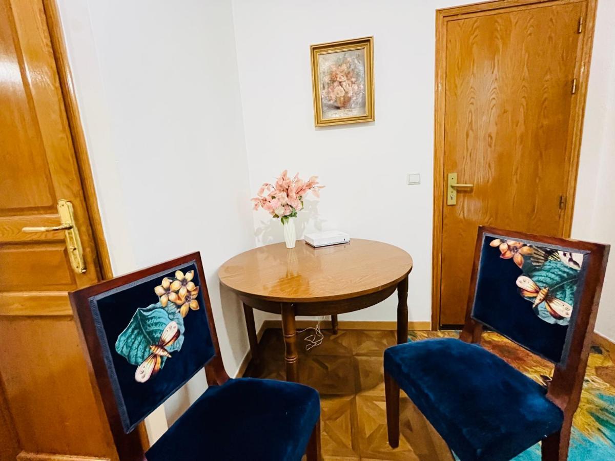 Dream Dwell Paris-two-bedroom Flat Near Pompidou Centre *