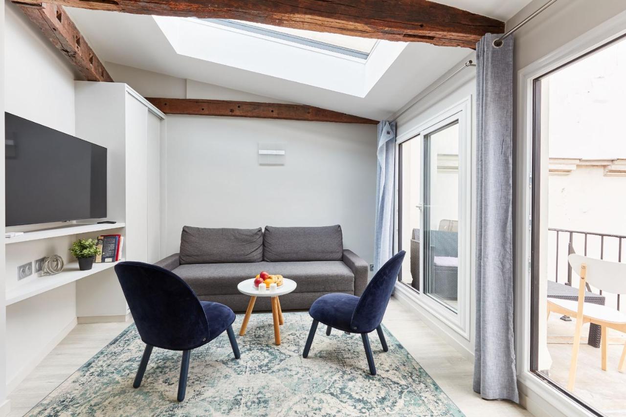 St Germain Des Pres With Balcony - Cityapartmentstay Paris