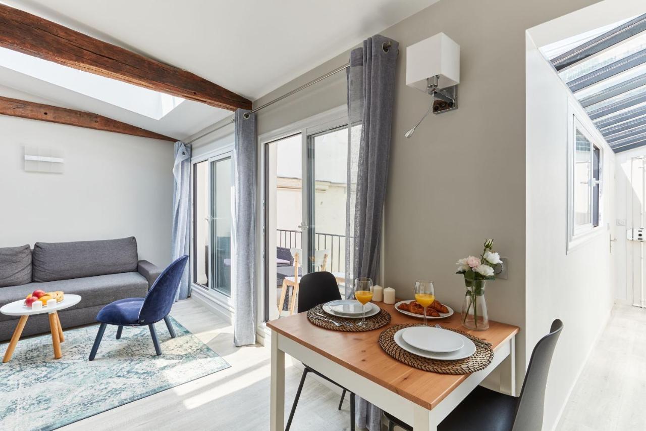 Apartment St Germain Des Pres With Balcony - Cityapartmentstay Paris