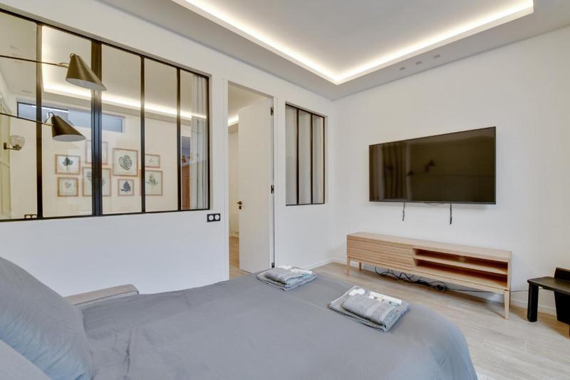 Apartment 166 Roza - Superb In Paris. Paris