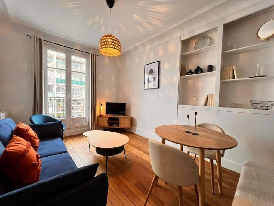 1 Bedroom # 14 # Alesia * Paris