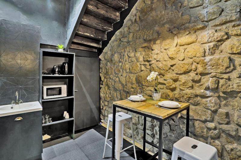 332 Grey - Superb In Appartement