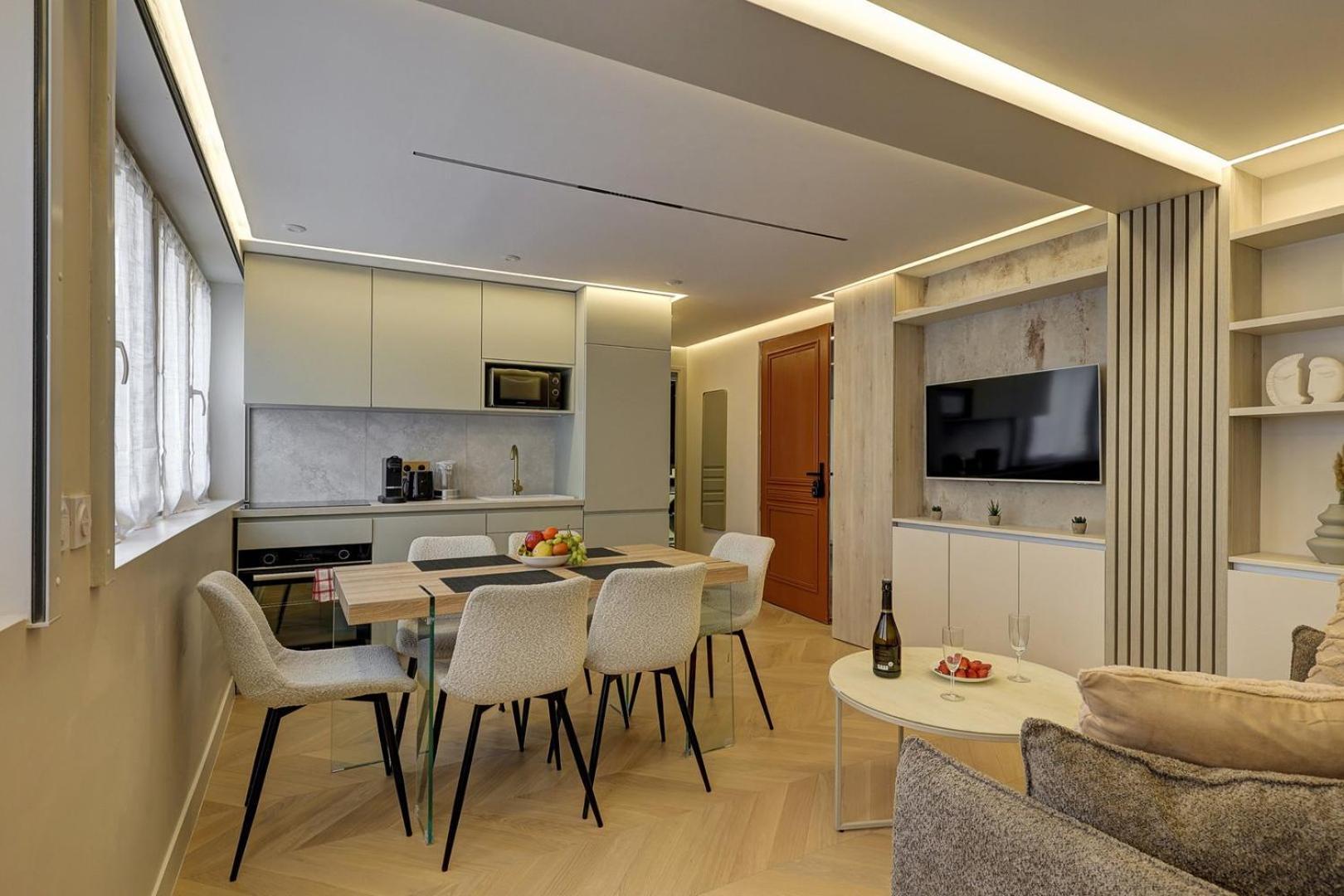 364 Fondary 2 - Superb In * Paris