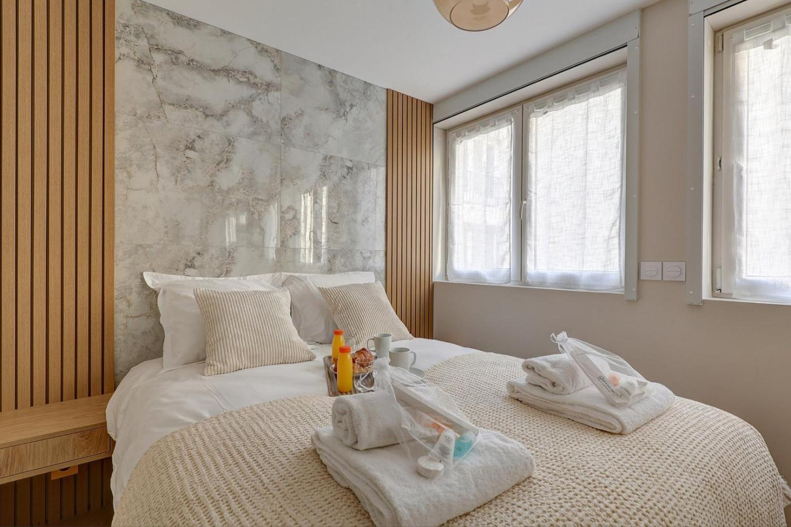 364 Fondary 2 - Superb In Paris