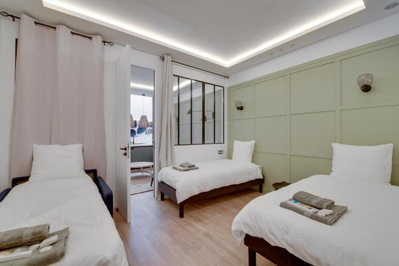 166 Roza - Superb In Paris. Apartment