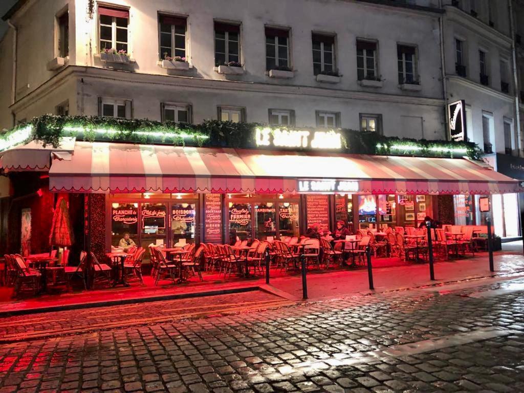 Flat In Montmartre La Planquette Parking Appartement Paris