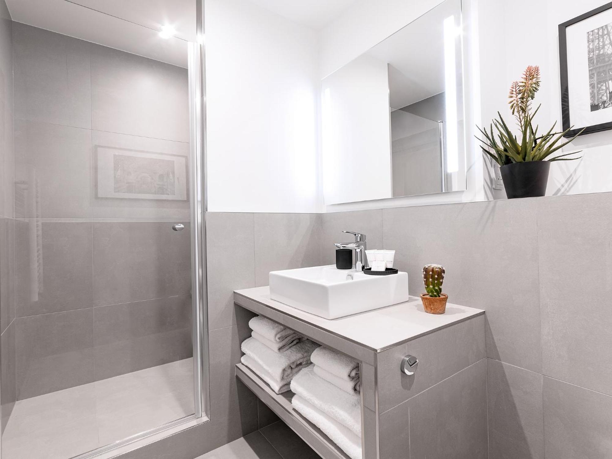 Livinparis - Luxury A/c 3 Bedrooms Opera Iii Appartement Paris