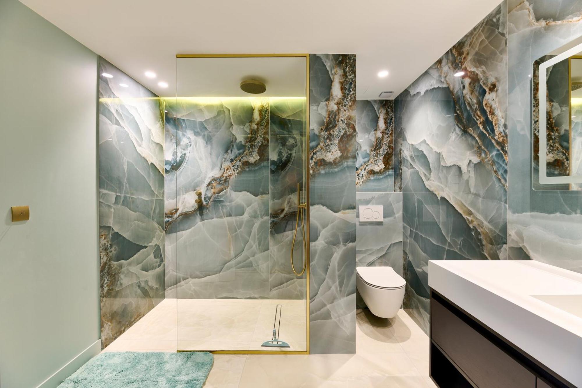 Av George V / Tour Eiffel Appartement Paris