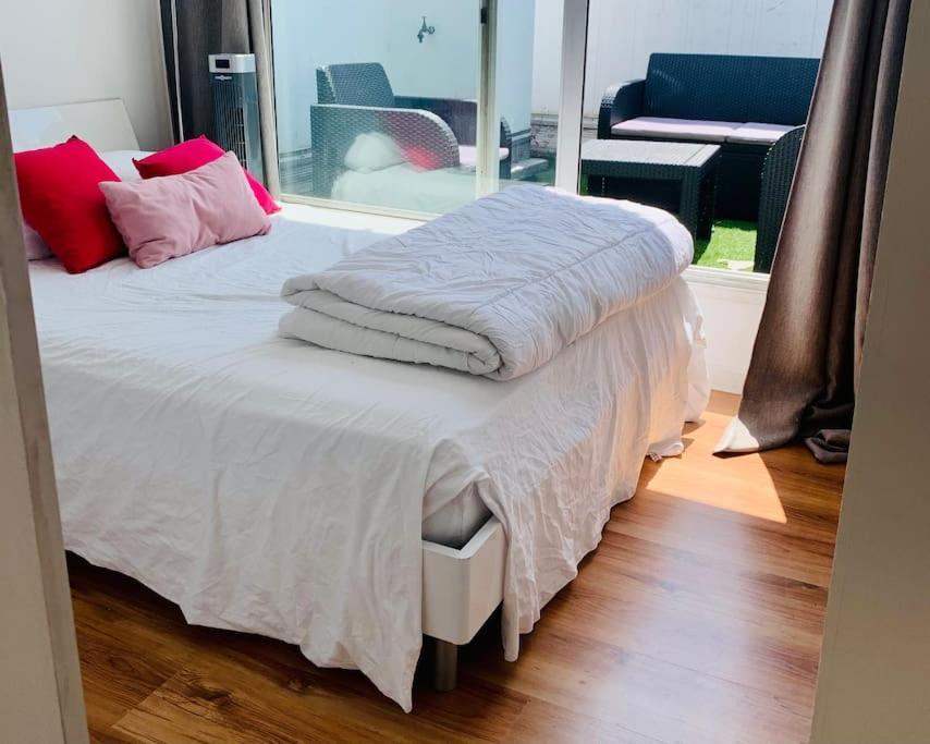 Duplex Pres Des Champs-elysees Apartment *