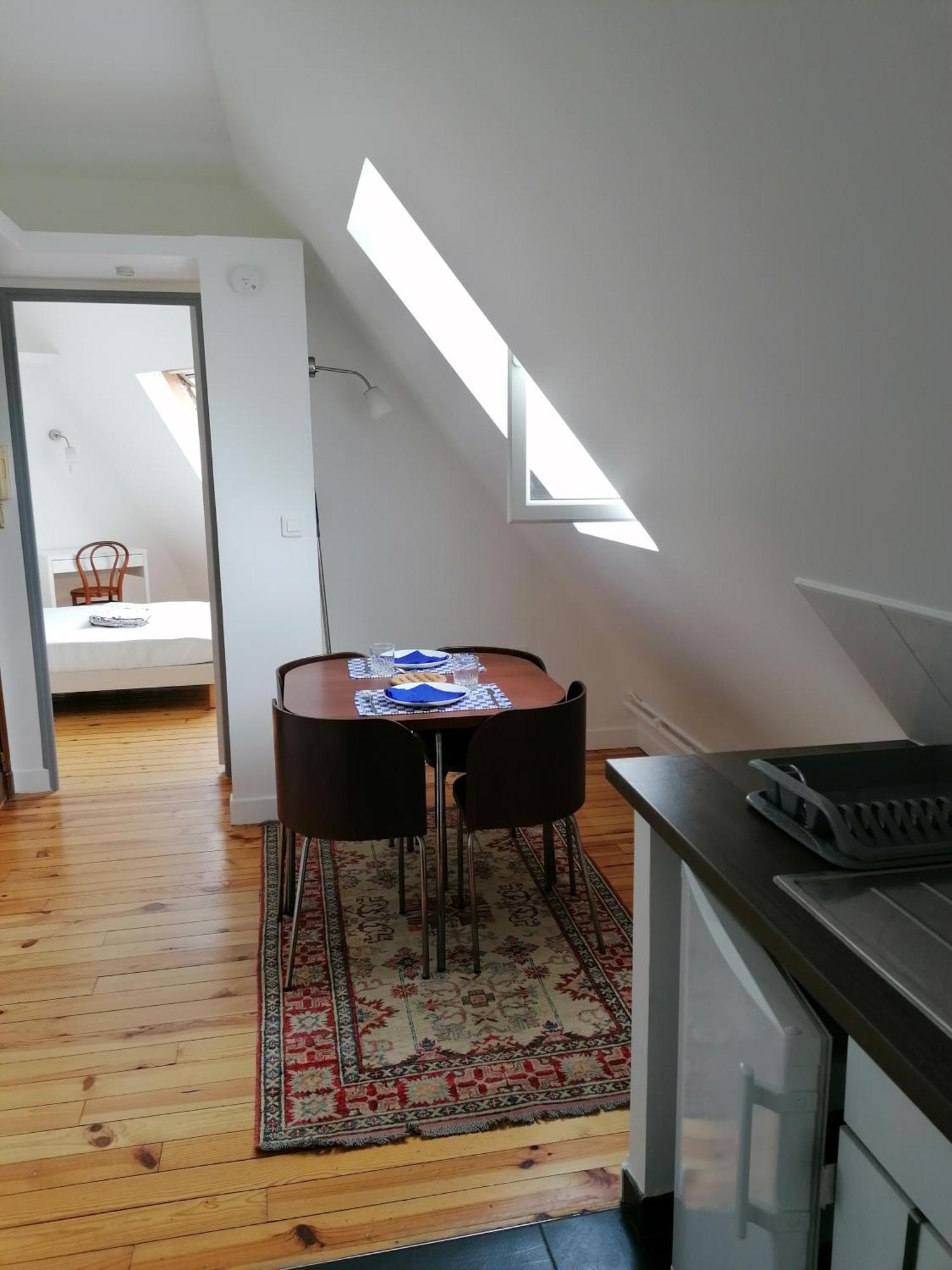 31m Carres 75016 * Paris