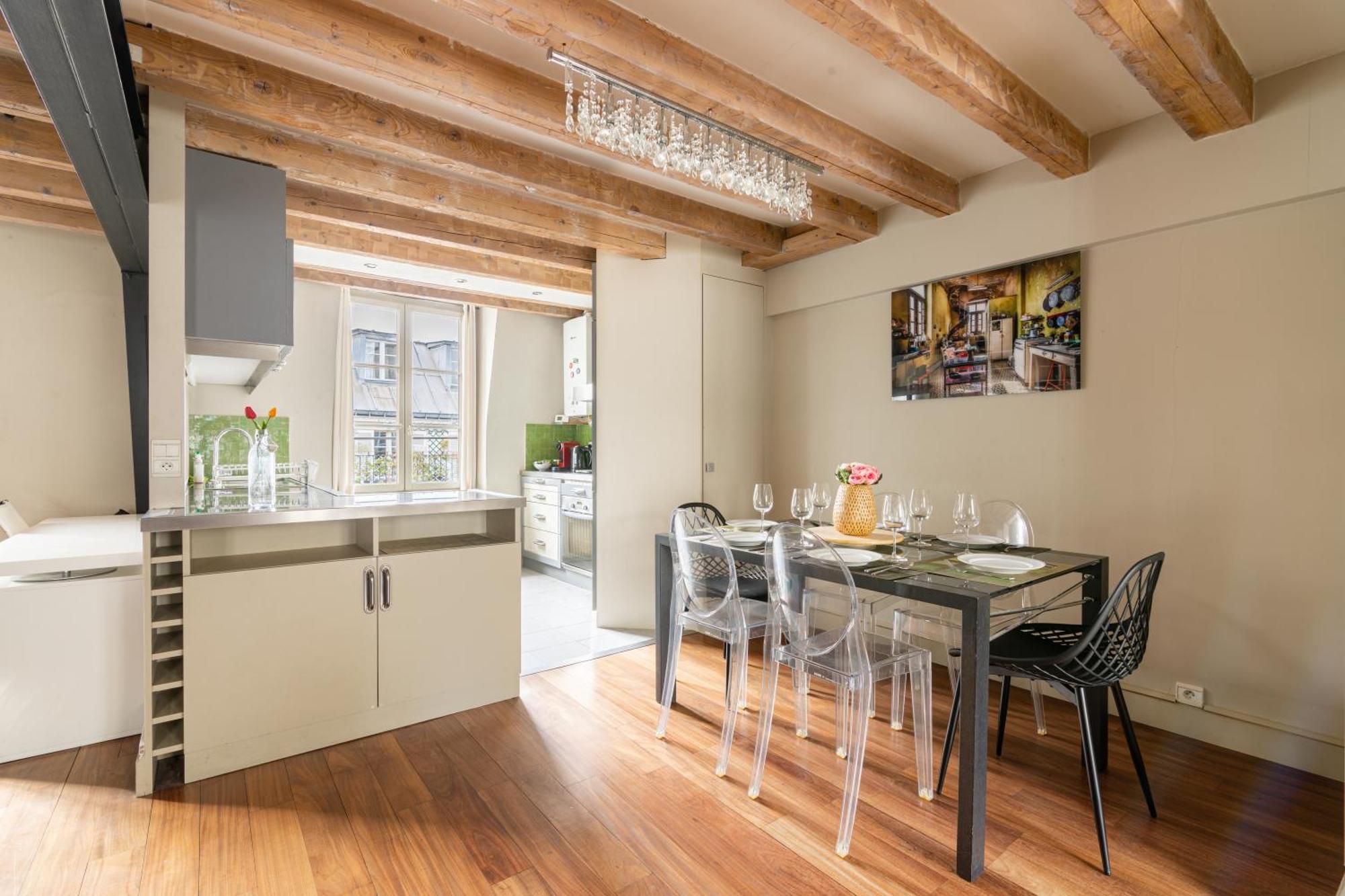 Apartment Quartier Mezzanine & 1br Le Marais Temple Free Netflix