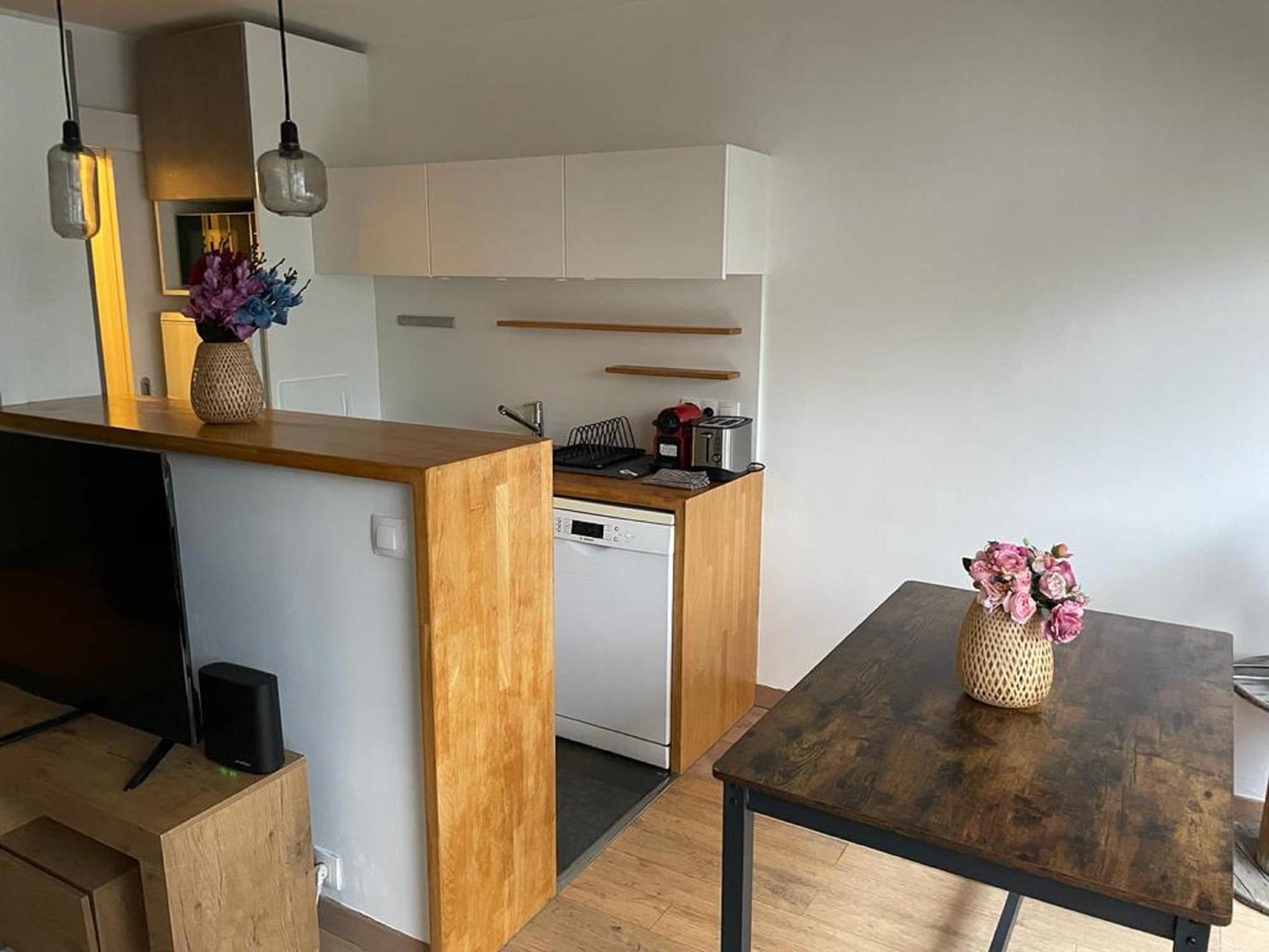 Appartement Quartier Saint Ambroise *