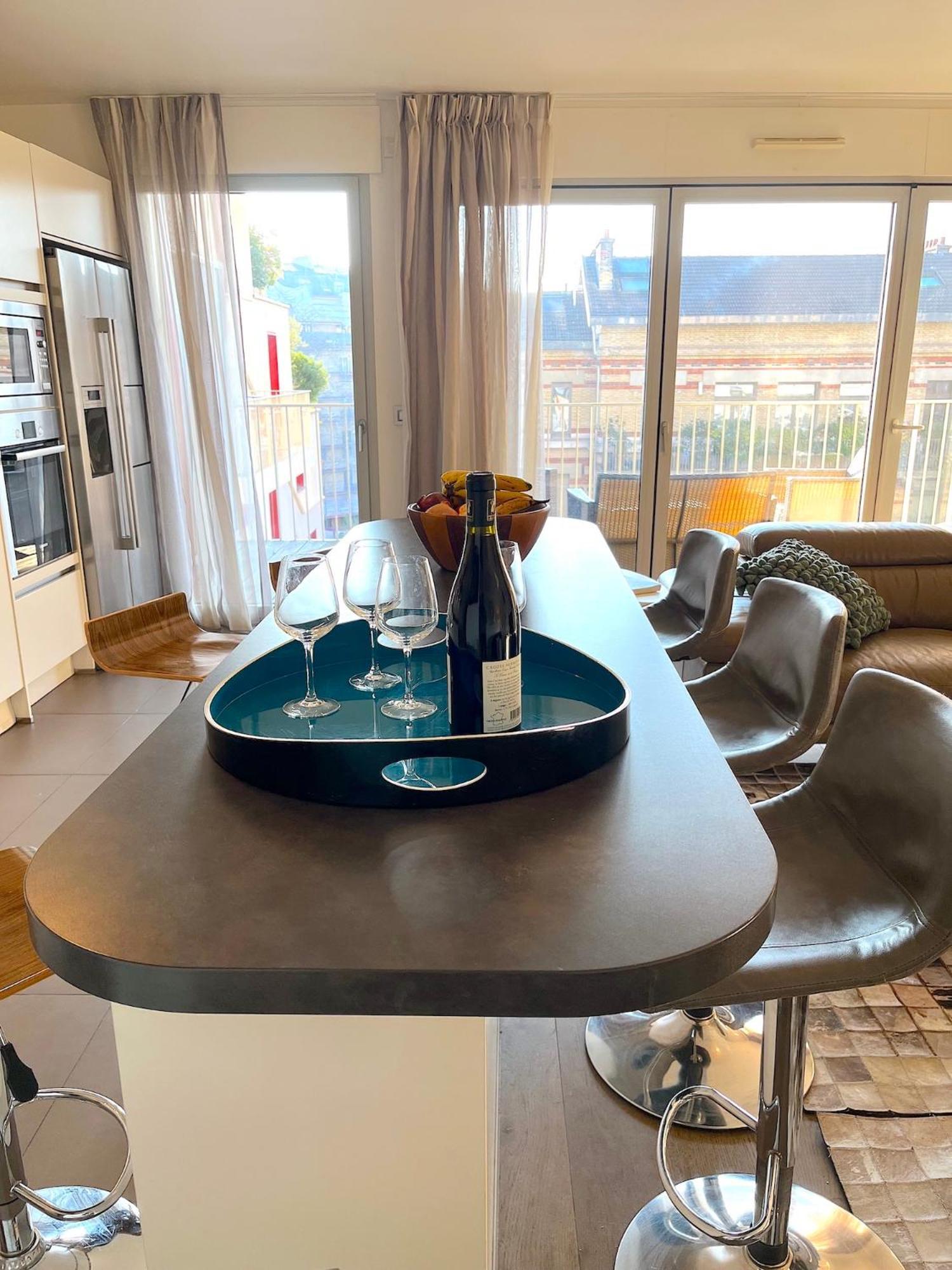 Le Penthouse Des Batignolles *