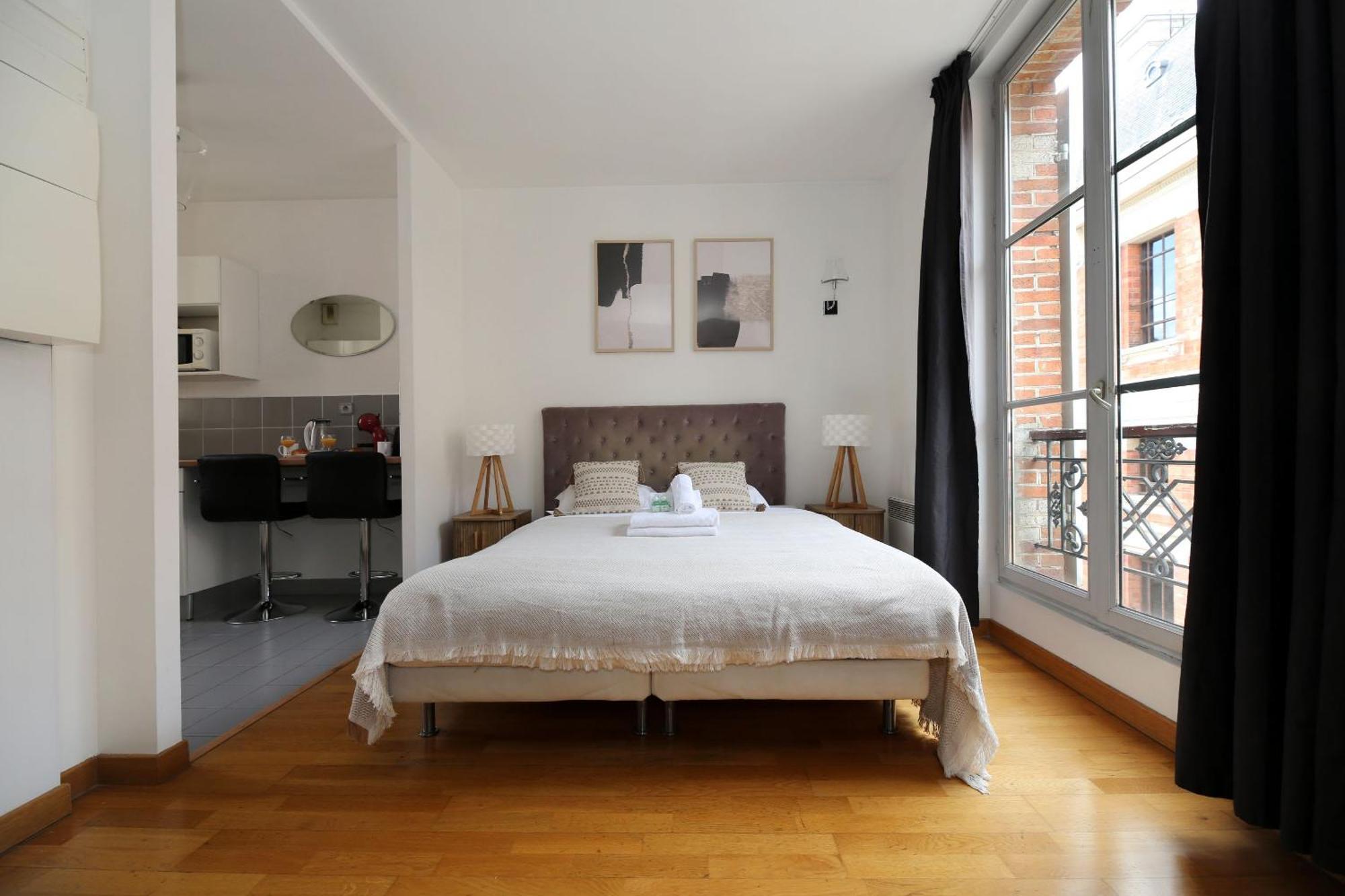 Service - En Face Du Musee - 5 Appartement *