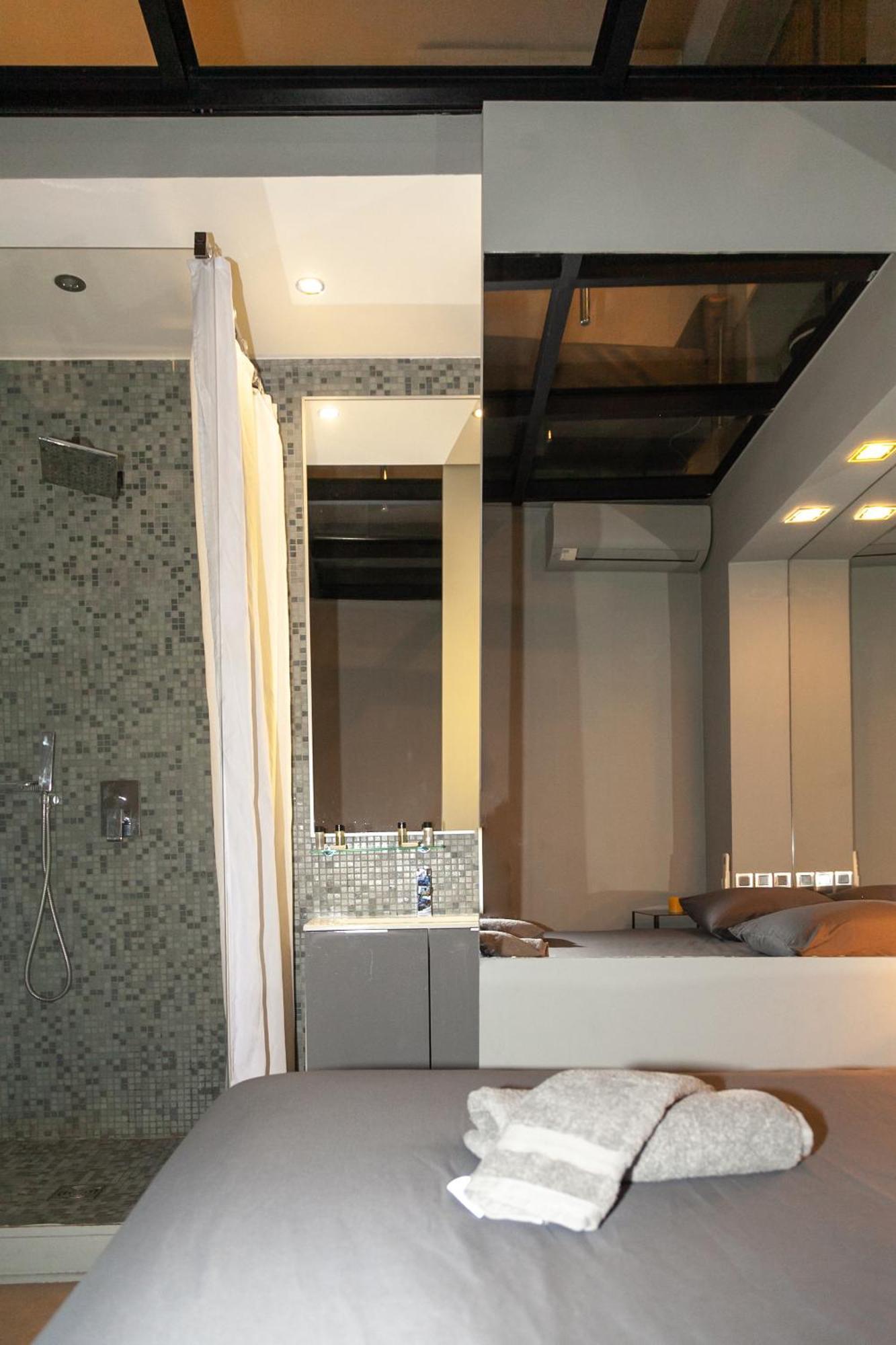 Loft Atypique Avec Terrasse, Calme Et Cosy * Paris