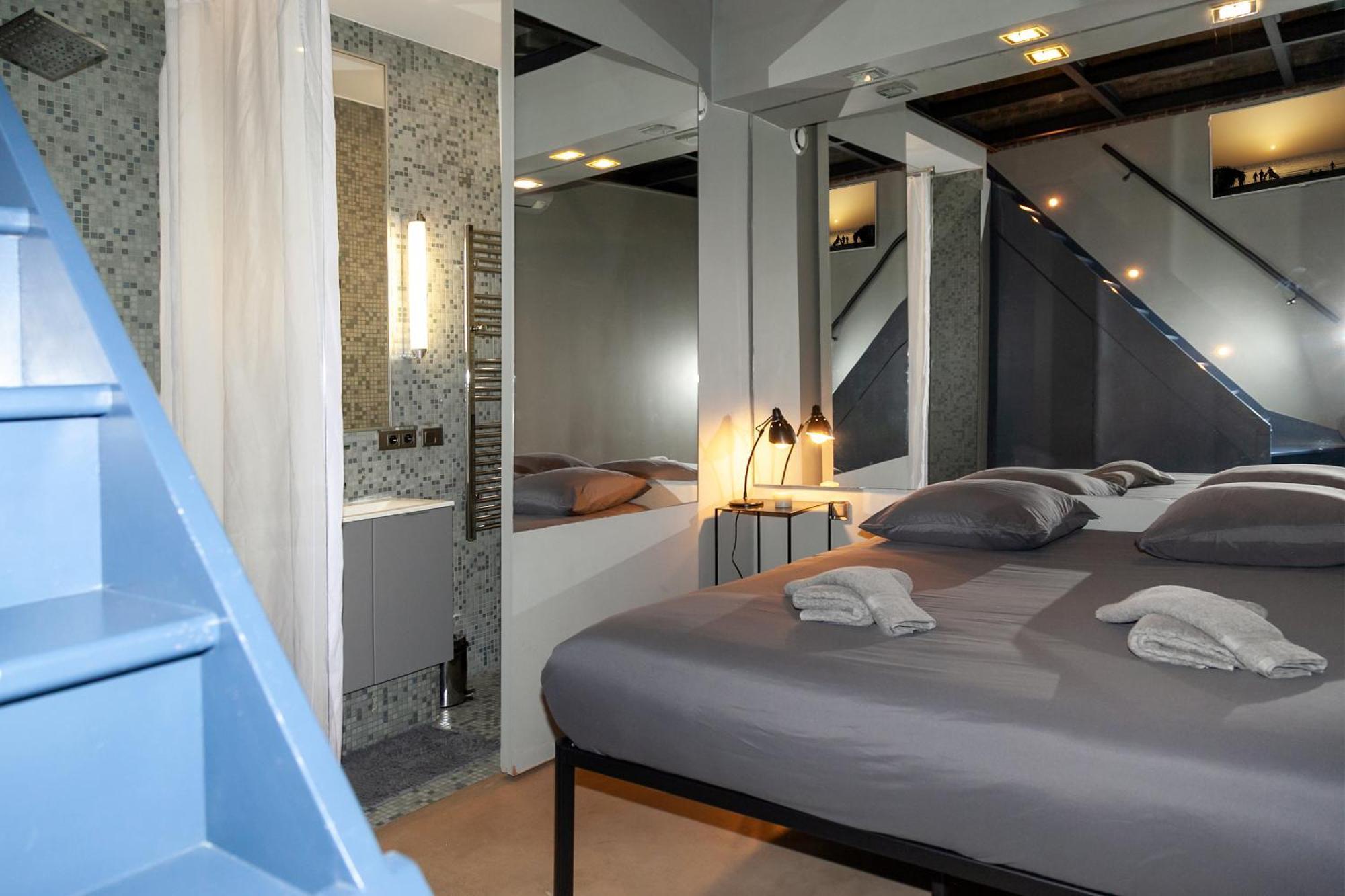 Apartment Loft Atypique Avec Terrasse, Calme Et Cosy