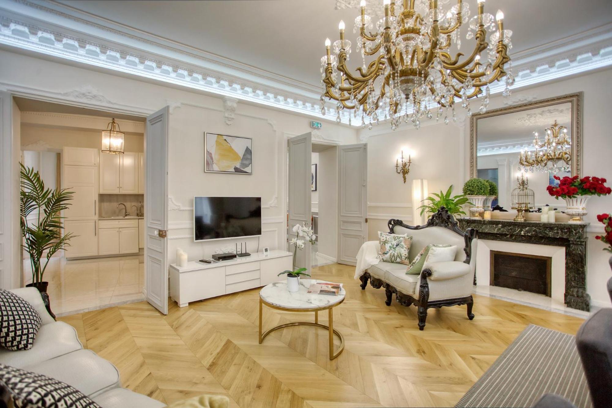 Galeries Lafayette - 7 Bedrooms - Lift - Aircon Appartement Paris