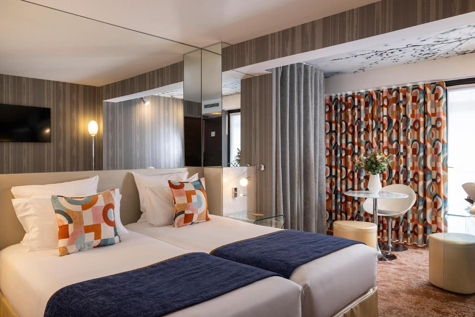 Hotel Le 7 Eiffel By Malone 4*