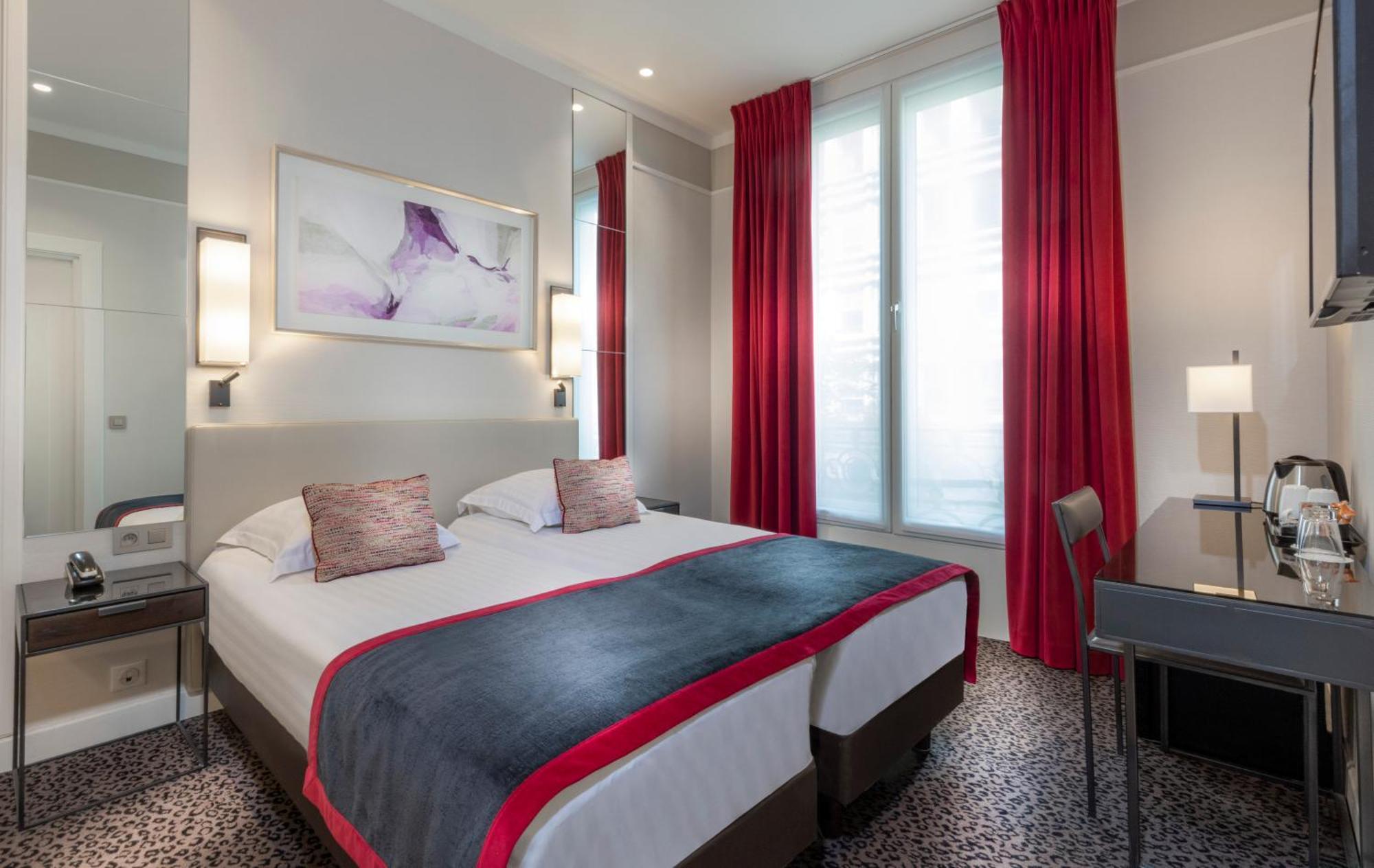 Du Bois Champs-elysees Hotel