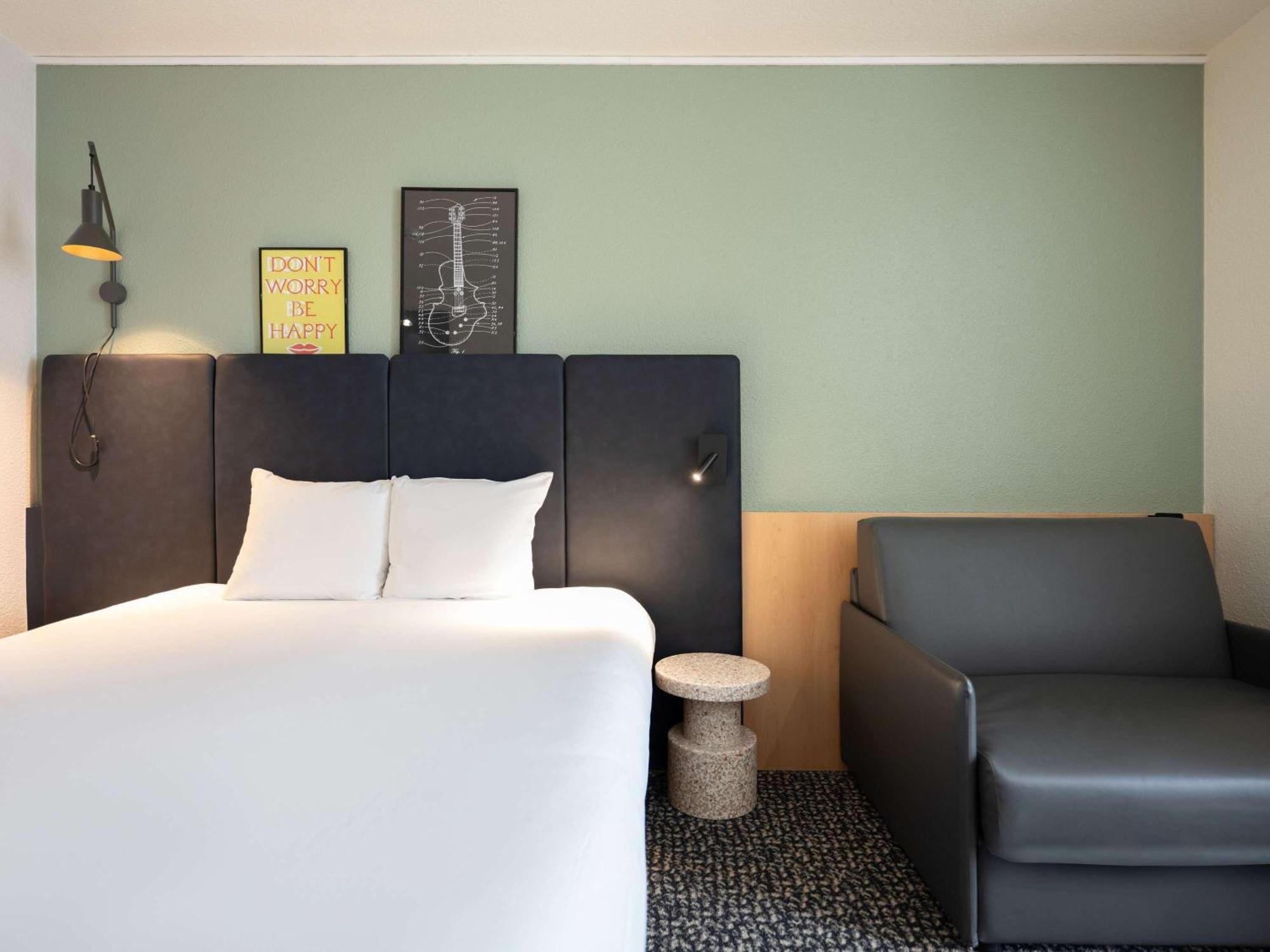 Ibis Gare De Lyon Ledru Rollin Hotel Paris