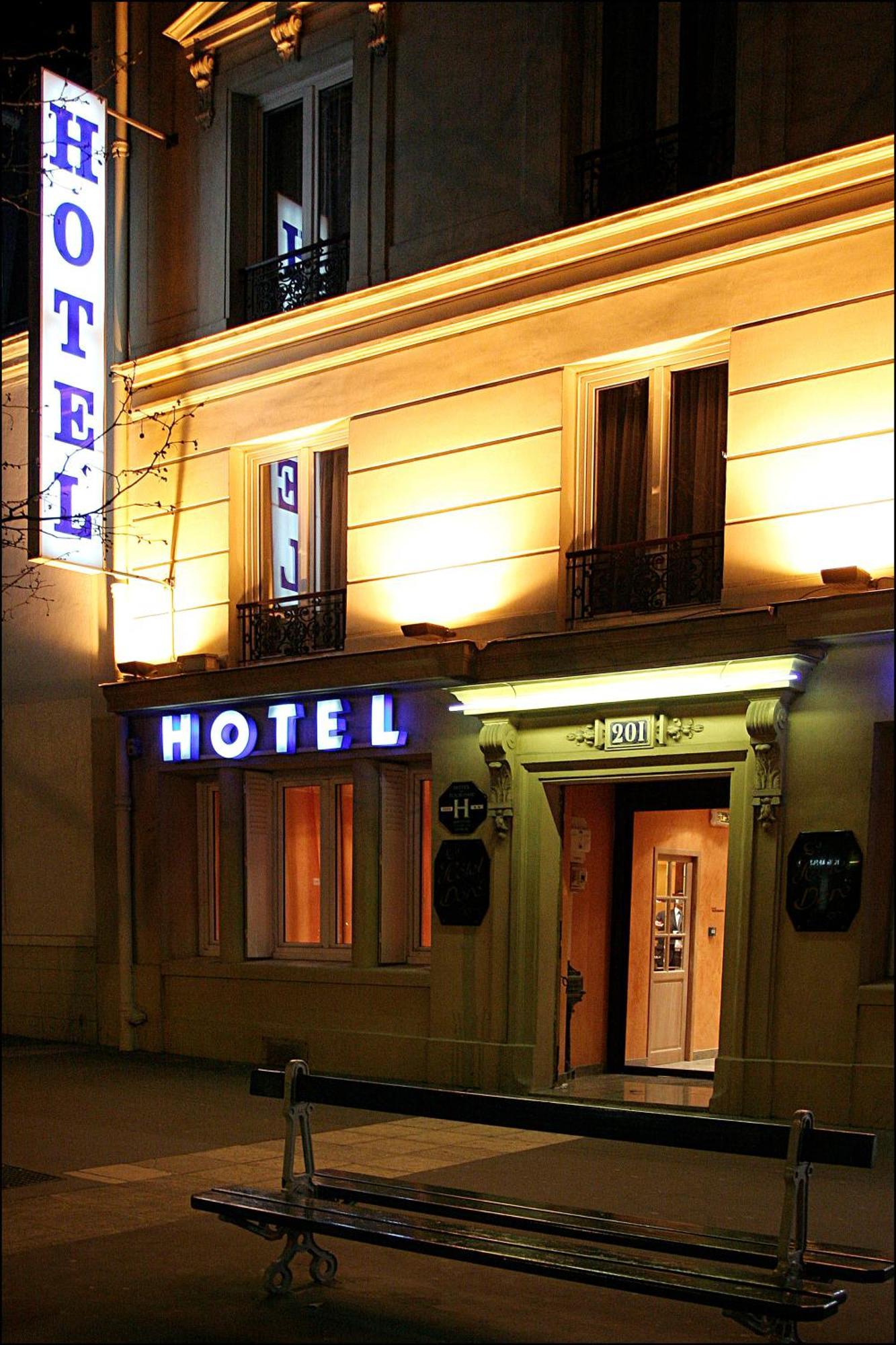 Hotel Le Grand Doré