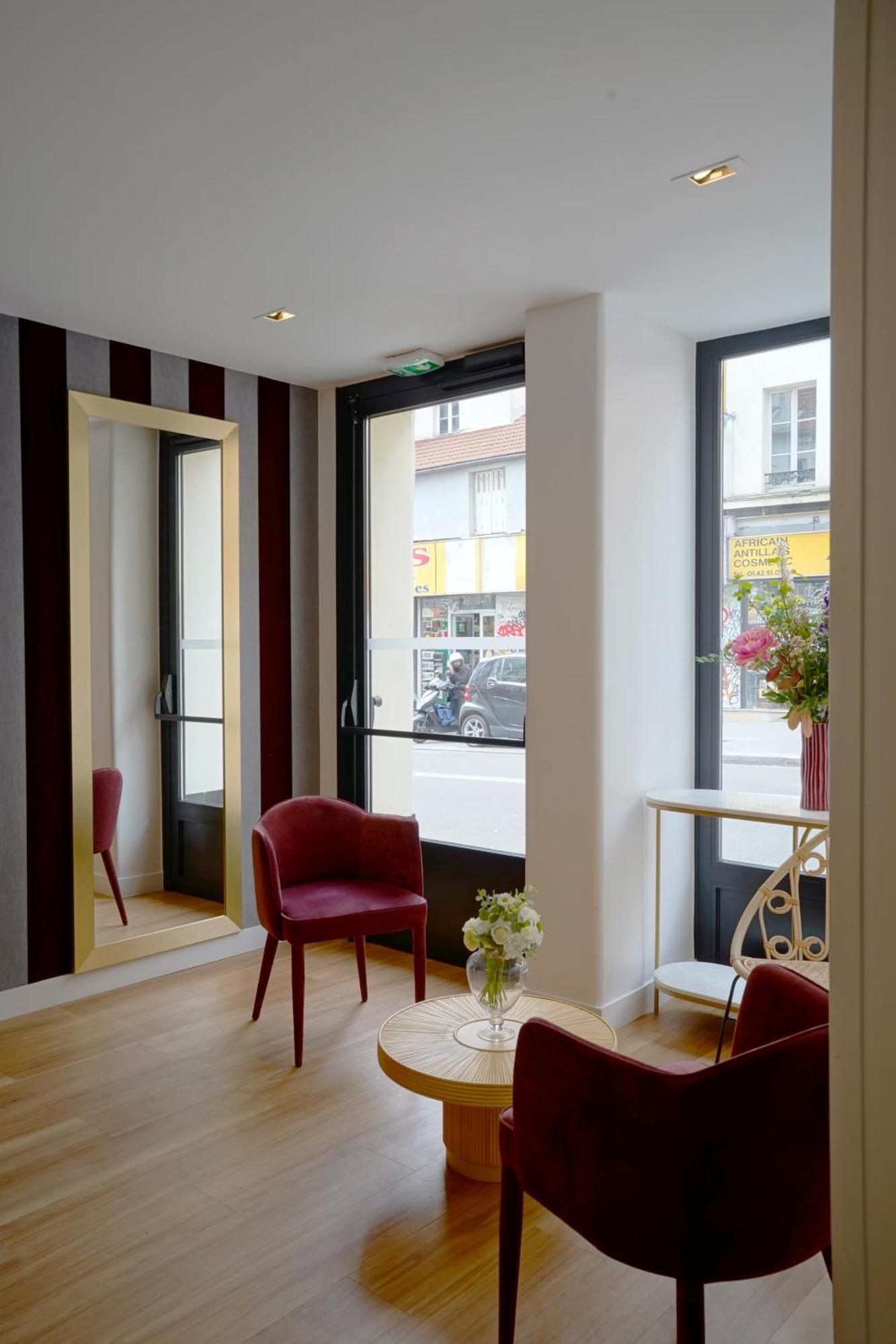 Western Le Montmartre - Saint Pierre Hotel 3*