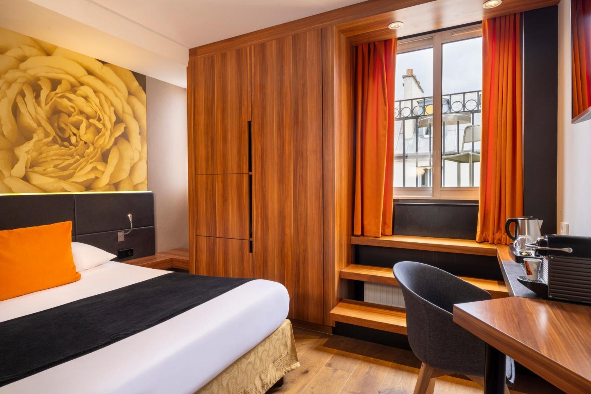 Elixir Hotel