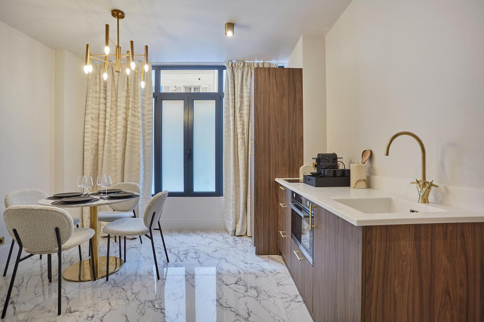 Apartment Louvre Museum By Prestige Paris