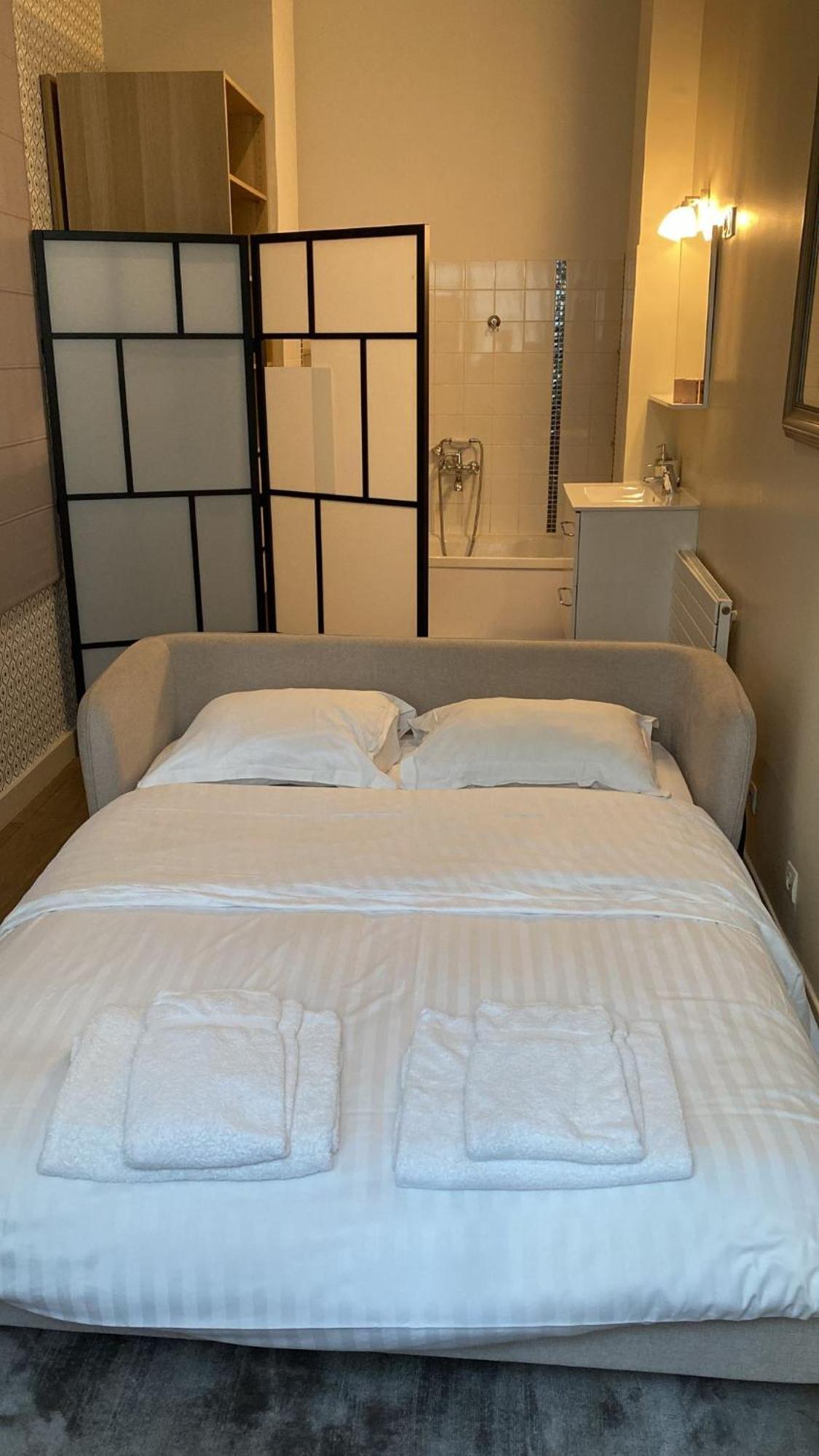 Apartment Canal Saint Martin *