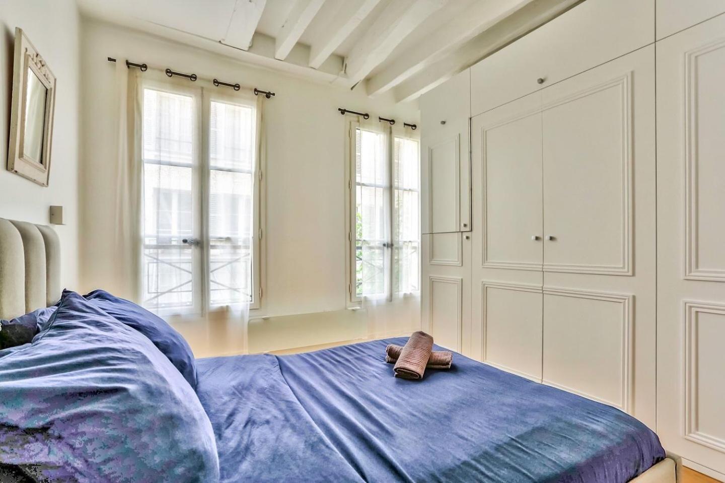 Superbe Bon Marche Saint Germain Free Netflix * Paris